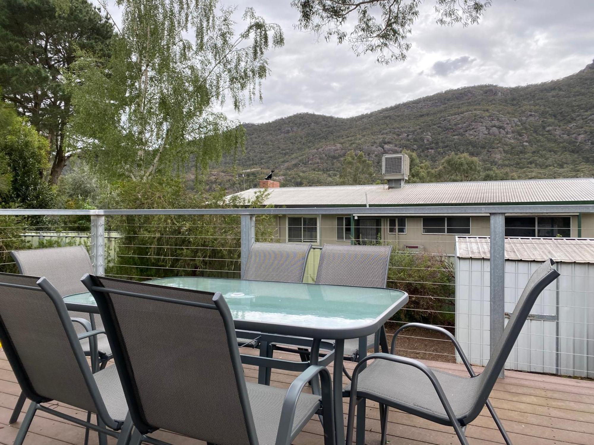 3 Bedroom Holiday House Halls Gap Ngoại thất bức ảnh
